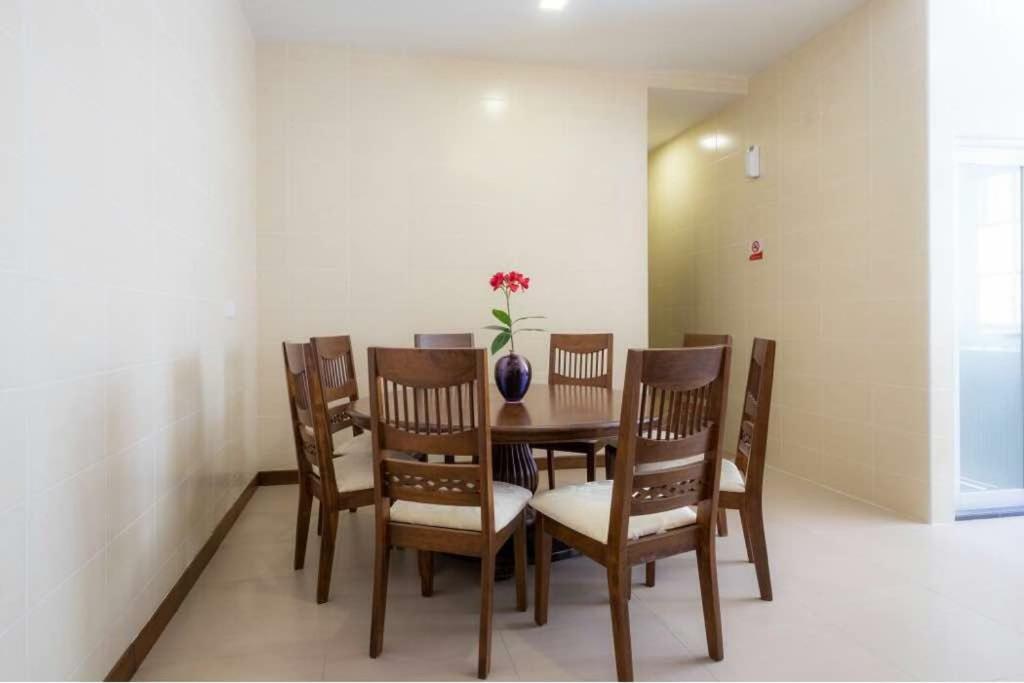 Villa 6, Persiaran Tanjung Bunga 3 Batu Ferringhi Exterior foto