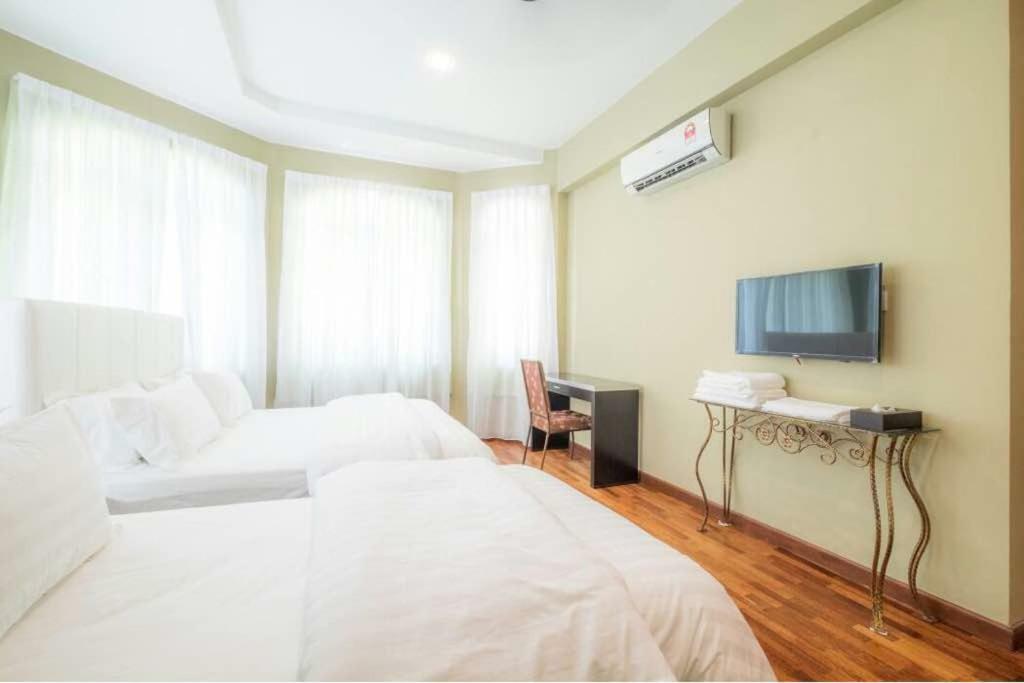 Villa 6, Persiaran Tanjung Bunga 3 Batu Ferringhi Exterior foto
